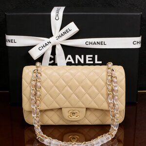 Chanel Classic Flap Medium in Quilted
